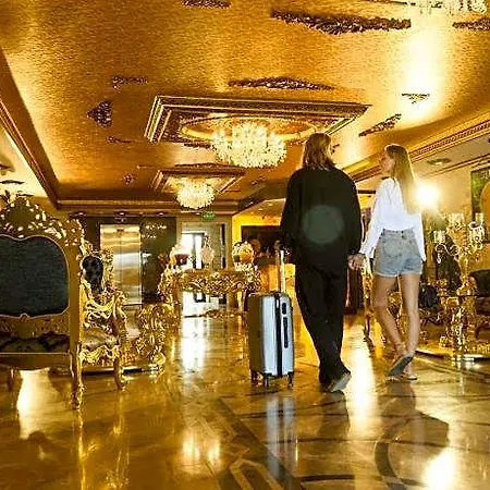 Hotel Five Diamonds 5*