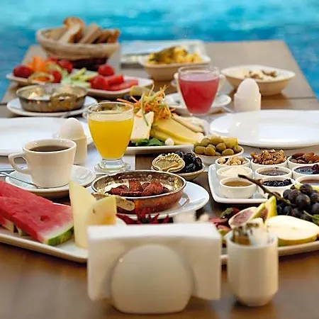 Five Diamonds Hotel 5*